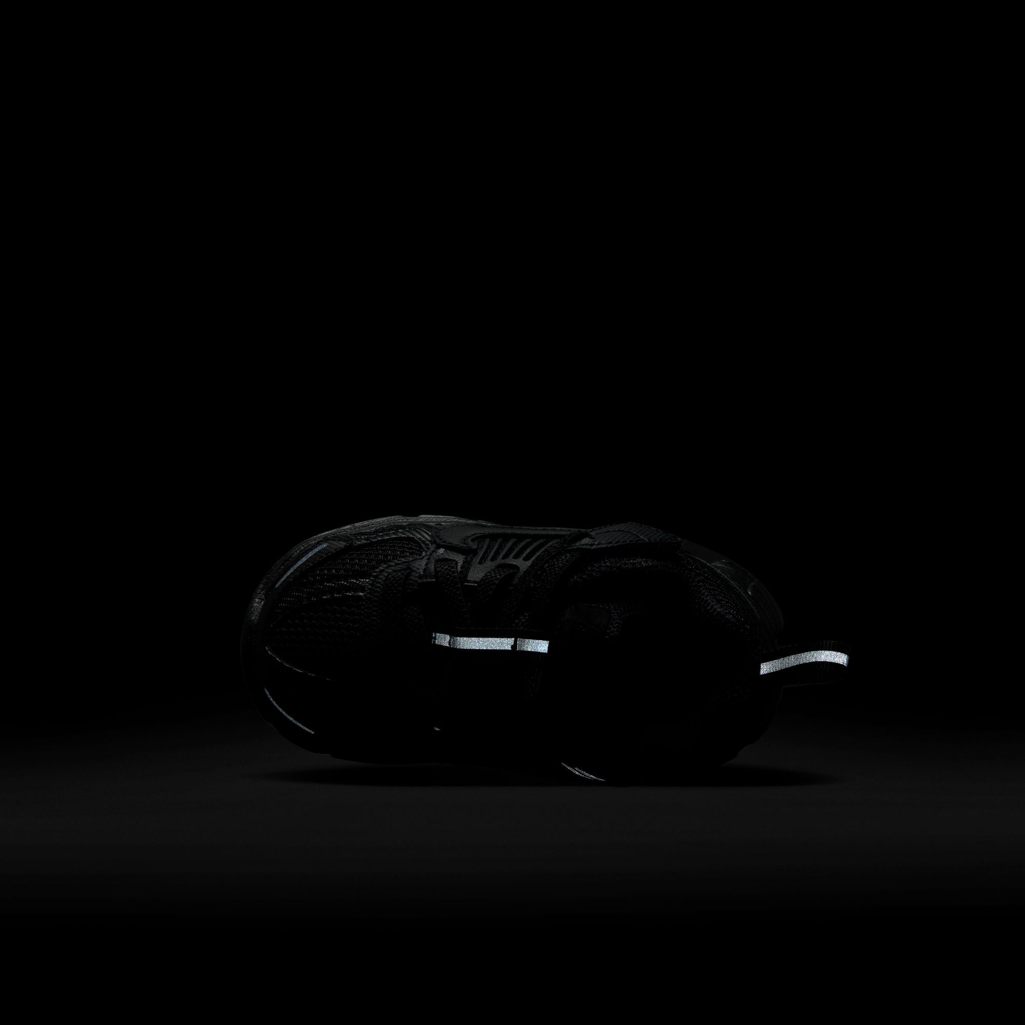 Zoom Vomero 5 Black TD