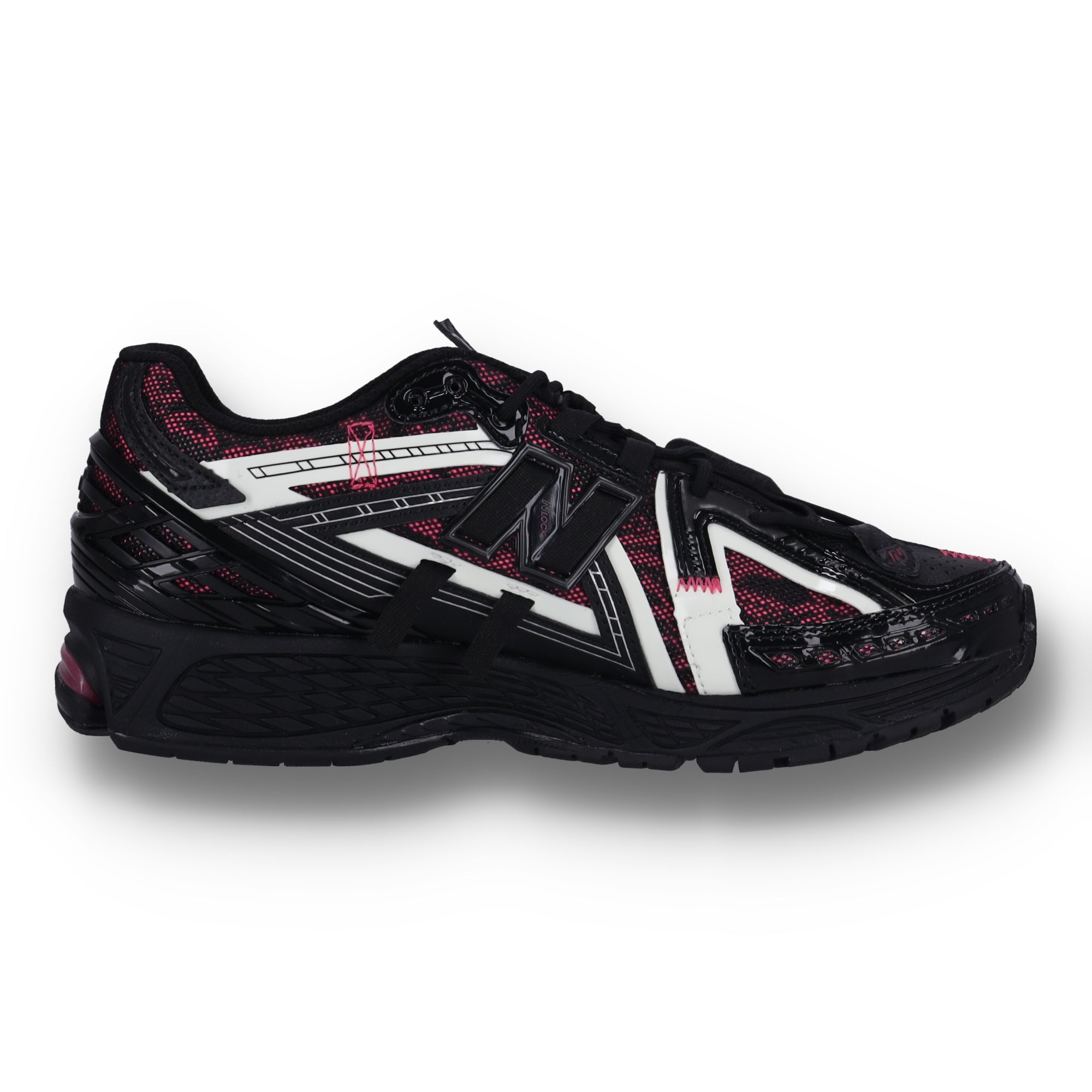 1906A 'Black Dragon Berry