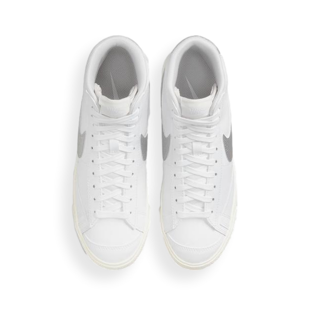 Blazer Mid 77 Essential